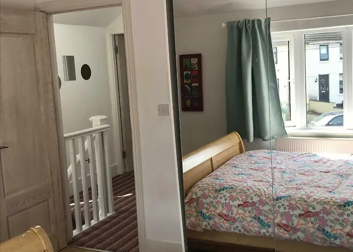 Light Filled 3bdr With Garden In Kimmage Dublin